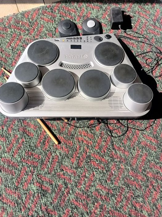 Yamaha DD 65 yangidek