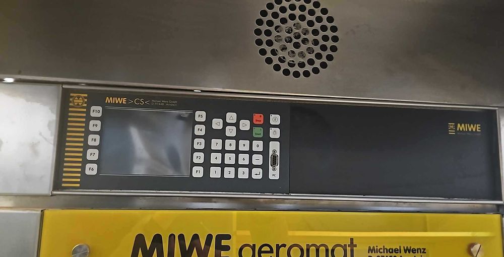 Конвектомат MIWE AEROMAT  с втасвател и пароуловител