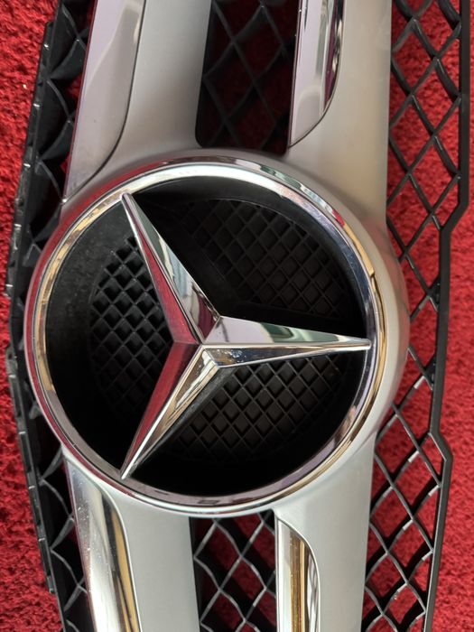 Решетка GLK 2013-2015  ОРИГИНАЛНА 650лв.
