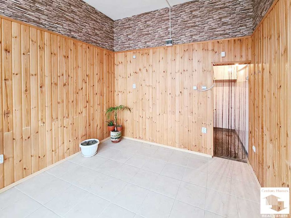 Дава се под наем Магазин в Велико Търново, Център - 15 кв.м за 250 € - Снимка #2