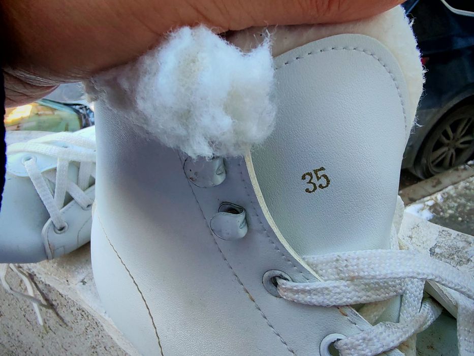 Patine gheata nr 35