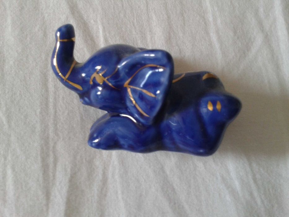 Порцелан , вази ,съдове декорация