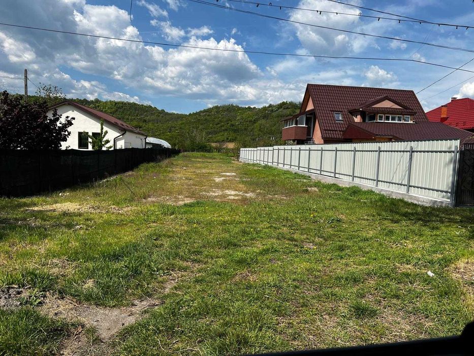 Teren intravilan 1630 mp