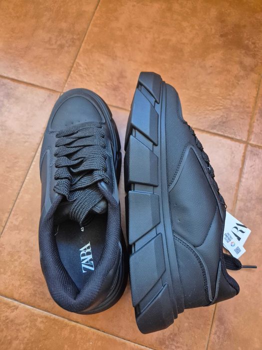 Мъжки обувки ZARA
