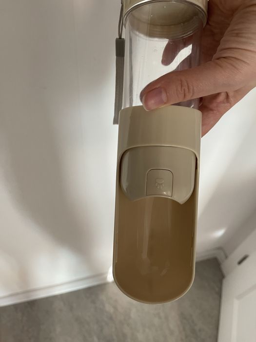 Походна бутилка за пътувания