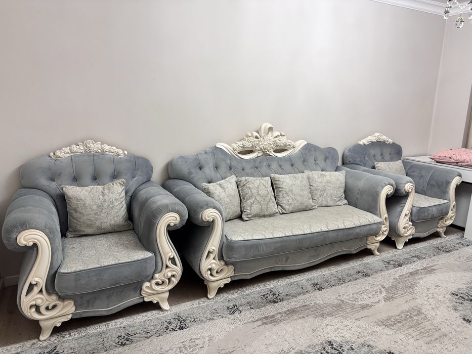 Диван для гостиной