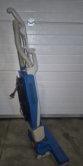Aspirator vertical profesional cu batator