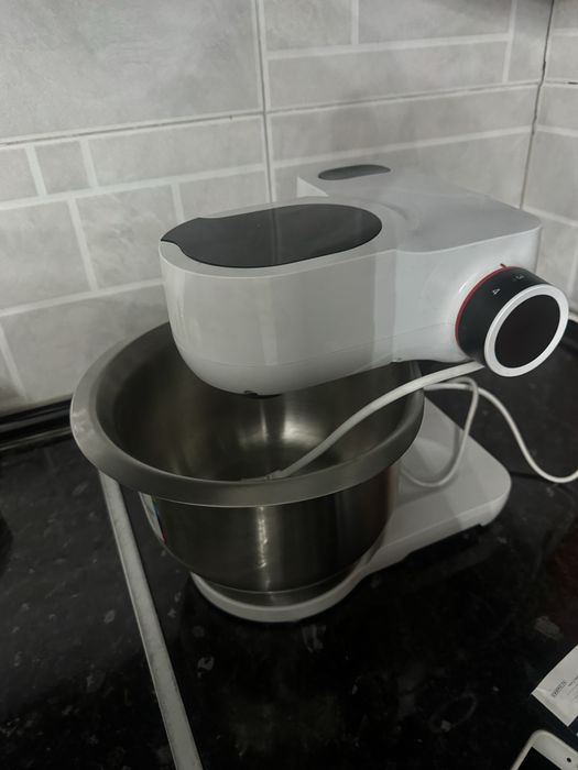 Продам кухонный комбайн bosh