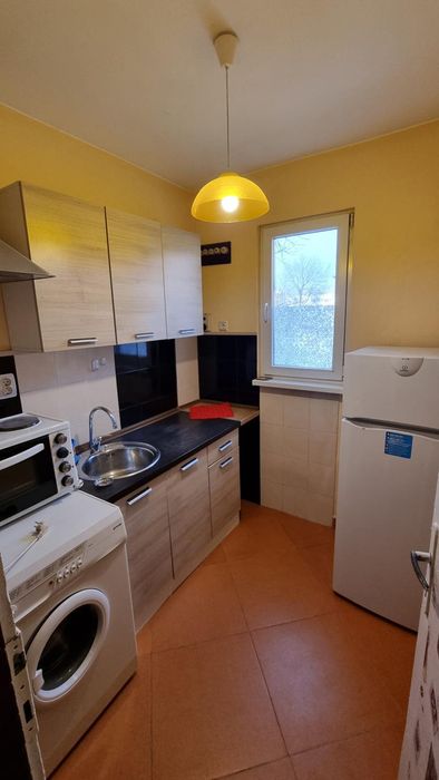 Дава се под наем Тристаен апартамент в София, Павлово - 80 кв.м за 450 € - Снимка #1