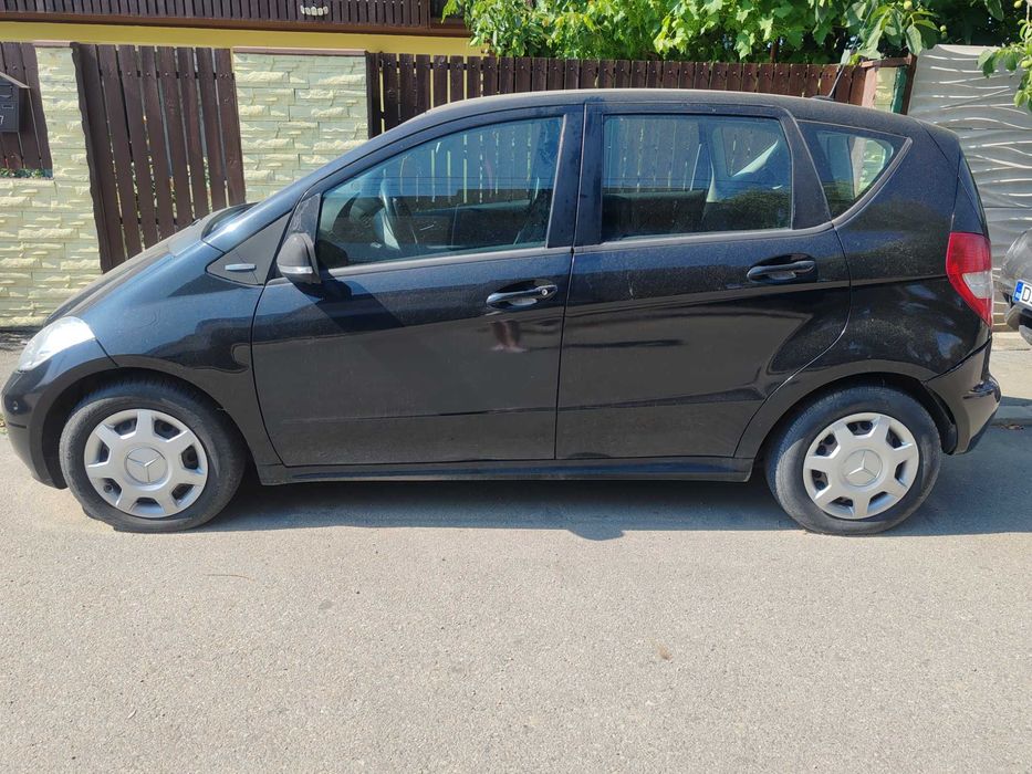 Vând Mercedes A 160