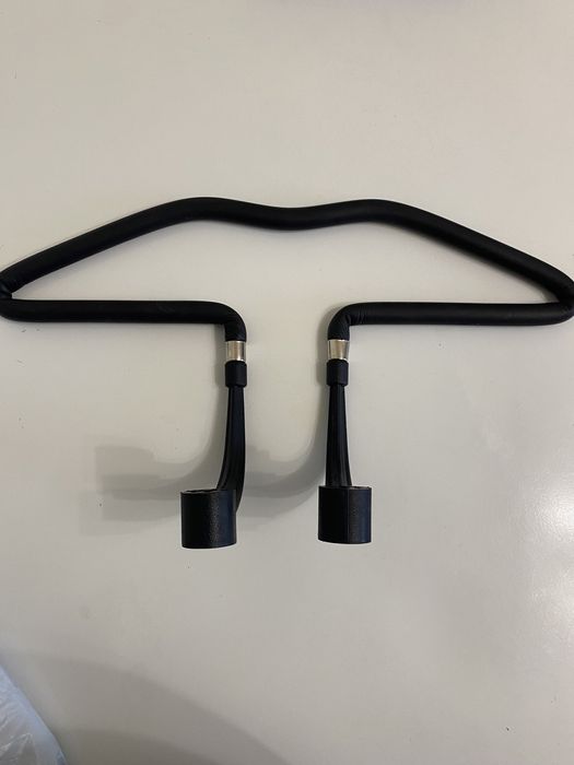 Вешалка автомобильная