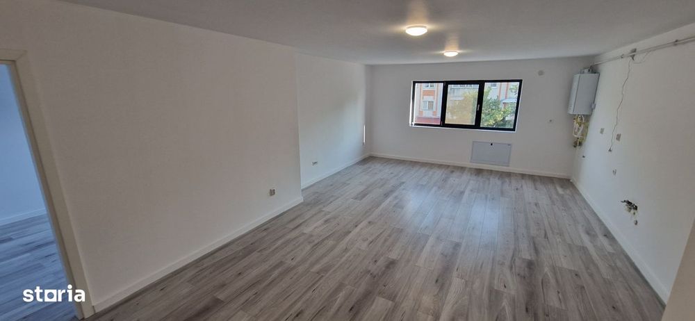 Apartament 2 camere open space, 54 mp, Bals zona centrala