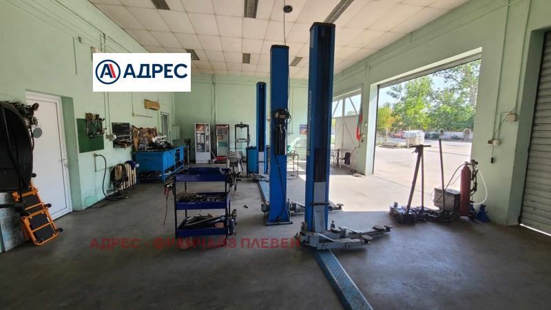 Гараж в Плевен, област-гр.Гулянци площ 610 цена 250000