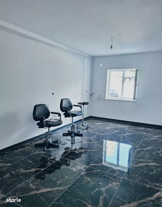 Apartament sau spatiu comercial 41 mp Floresti strada stejarului Nr — fotografia 1