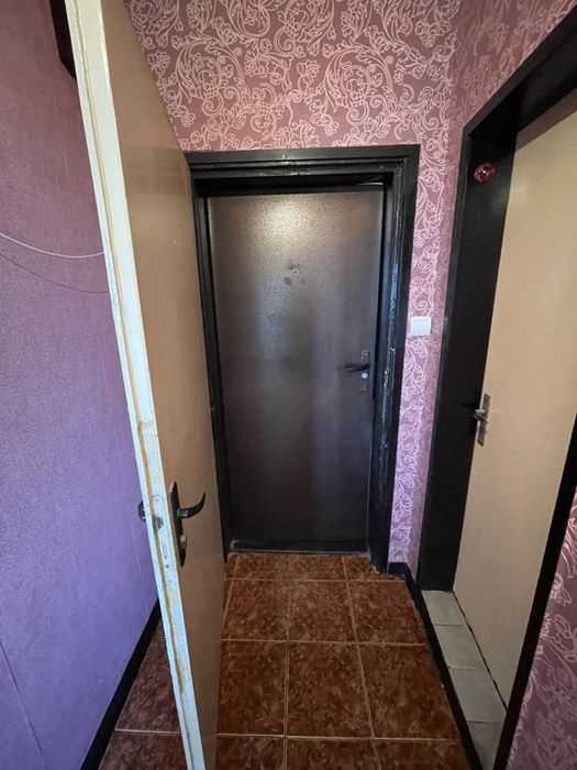 Продава се Тристаен апартамент в Пловдив, Индустриална зона - Юг - 60 кв.м за 1217 €/кв.м - Снимка #3