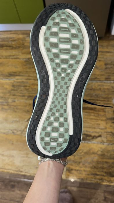 Nike Vomero Plus EU 42.5