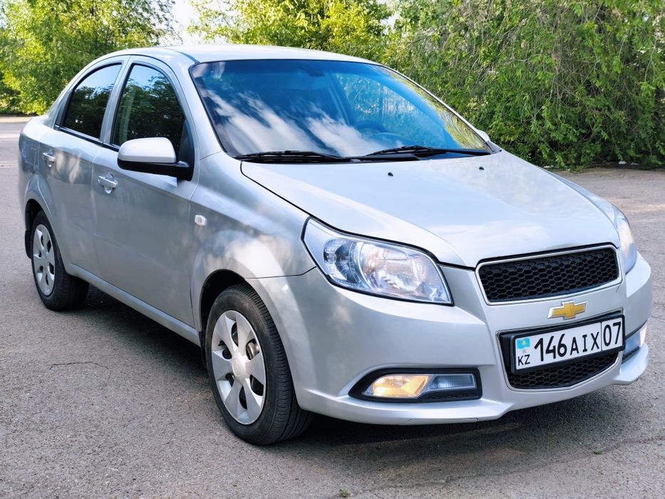 Продам Chevrolet Nexia на автомате.