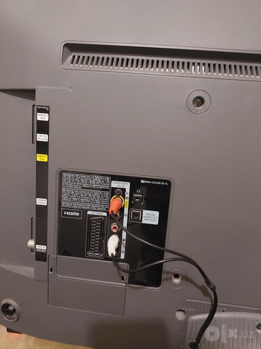 Телевизор SAMSUNG модель UE32F 4000 AW