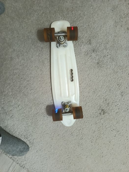 Скейтборд продается