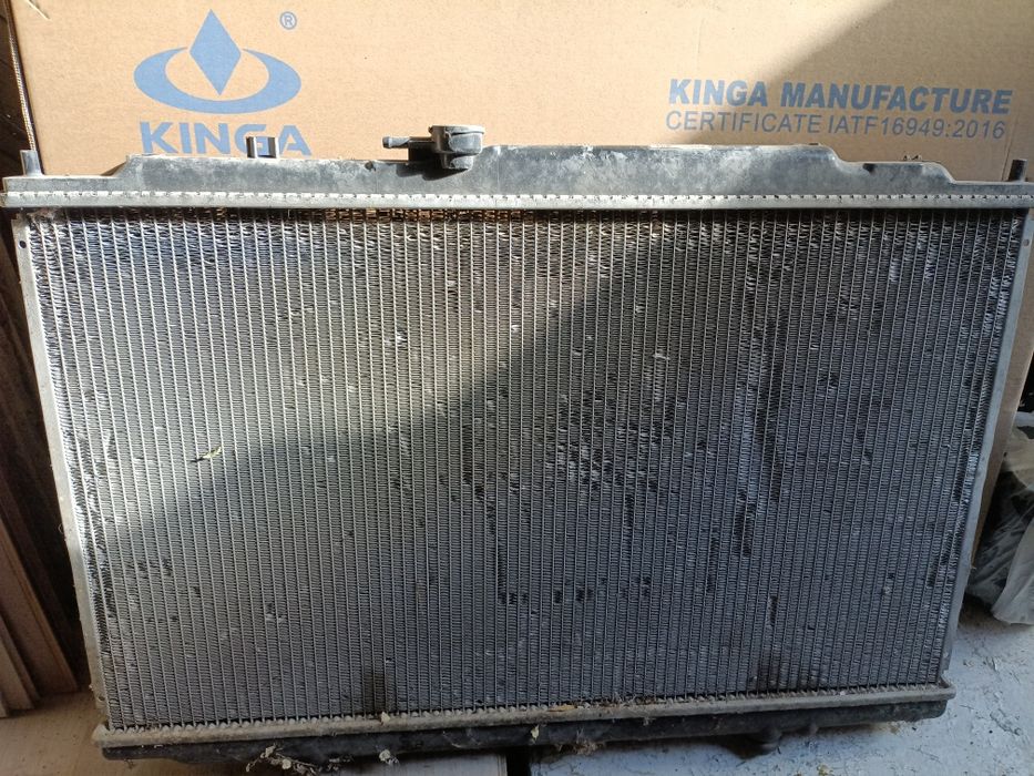 Продам радиатор основной для хонды Одиссей