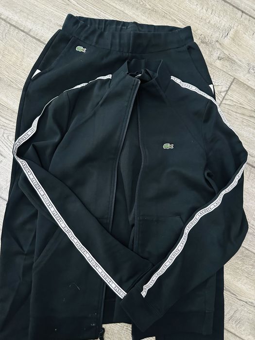 Спортивный костюм