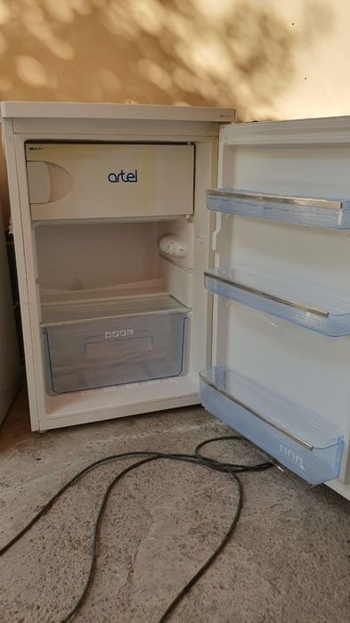 Мини халадилниклар сотилади озгина ишлаган уста ку'рмаган