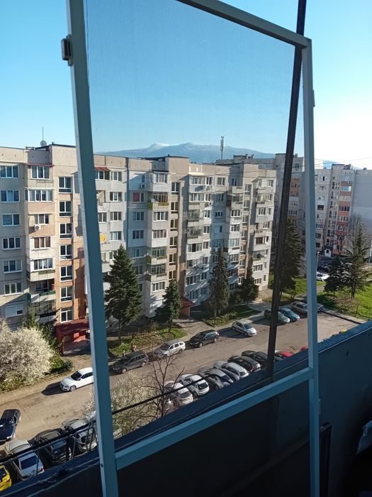 Комарник за балканска врата.