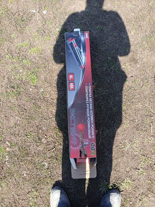 Плиткорез продам