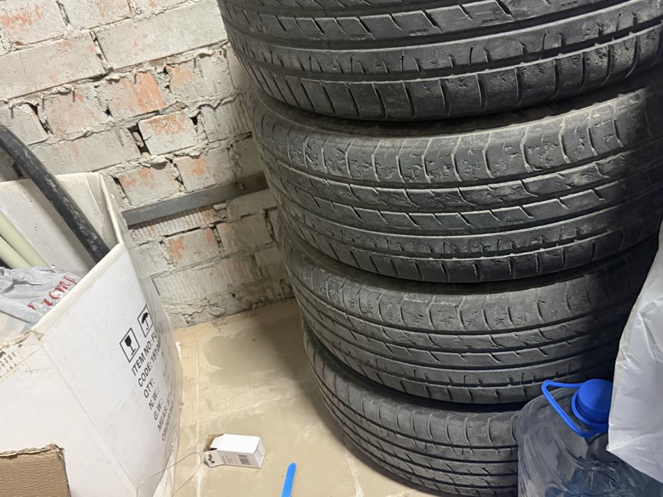 Продам резину на 19