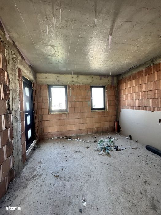 Casă cu 4 camere Bartolomeu