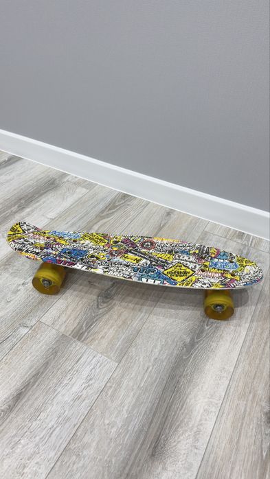 Скейтборд (светятся колеса)