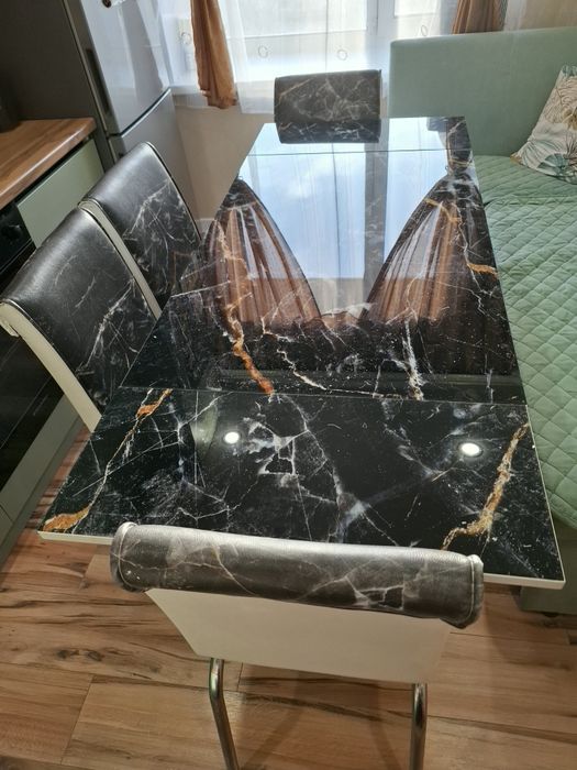 Продам кухоный стол