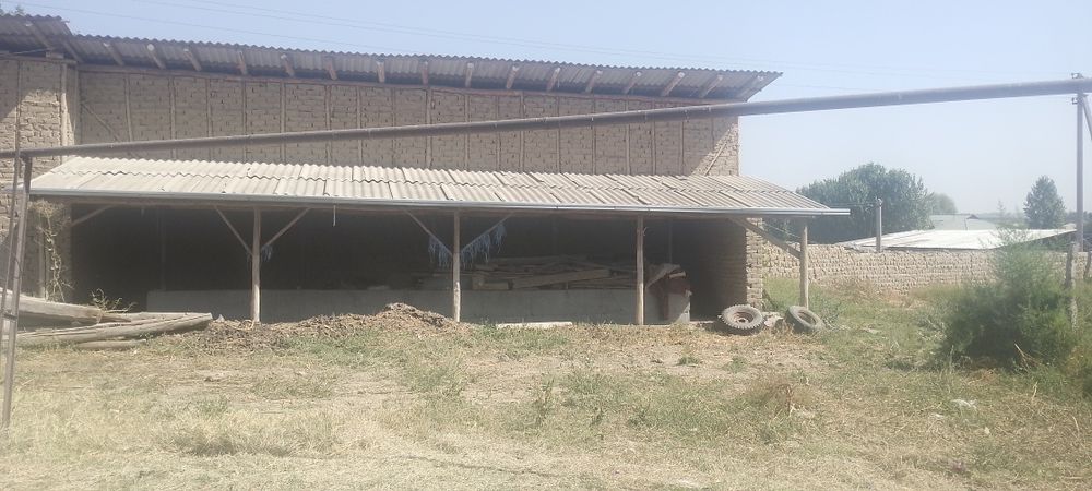 Участка сотилади