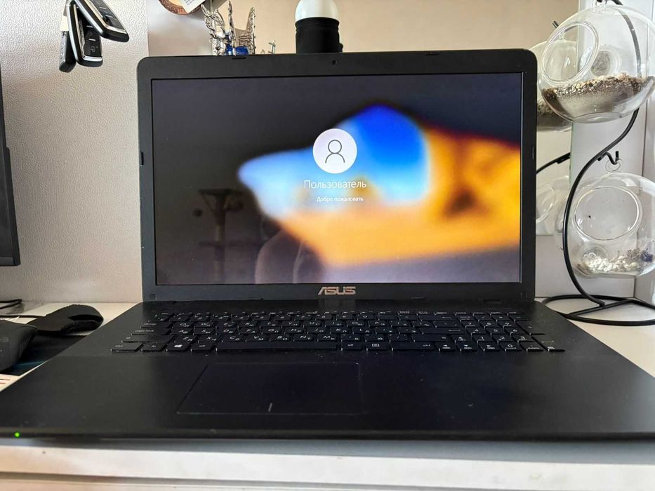 Продам ноутбук ASUS