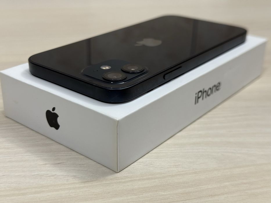 iPhone 12 ,64Gb ,impecabil ,neverlocked,baterie 100%