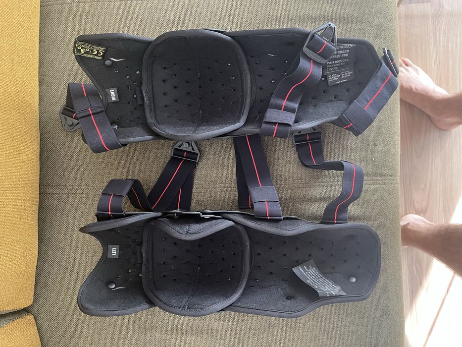 Genuchiere Acerbis Impact Pro
