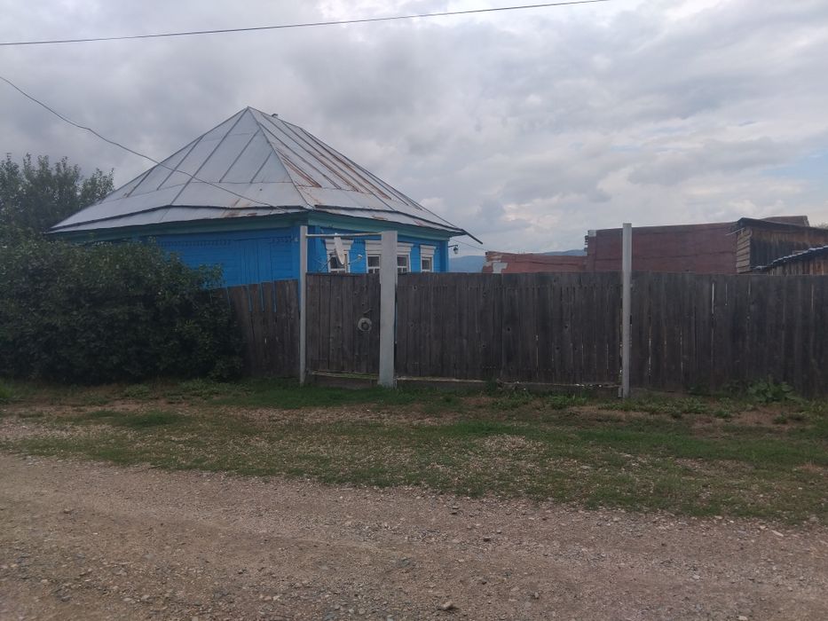 Продам дом в с. Быструха