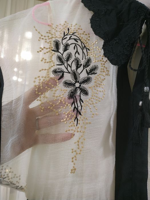 Нарядное платье женское