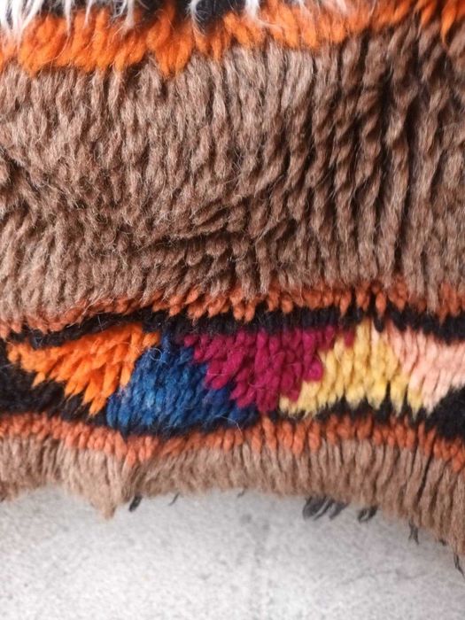 Килим и пътекa в отлично състояние