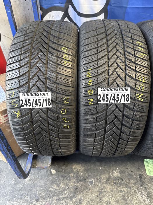 245/45/18 Bridgestone M+S RSC