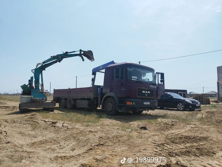 Мини экскаватор робот 5тон глубина коп 4 метра