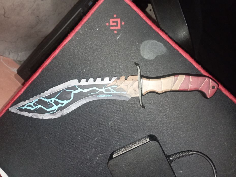 продам ножик из стандофф 2 кукри