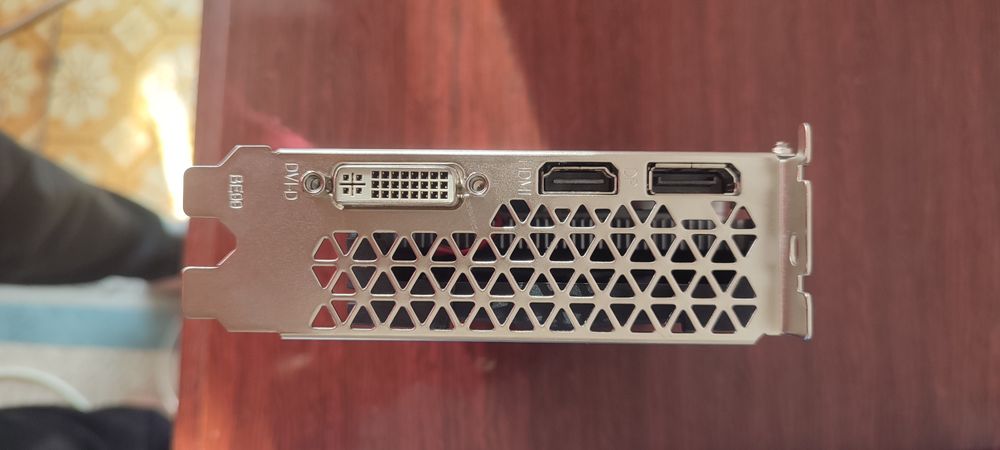 Видео карта GTX1050TI-4GD5 4 Гб