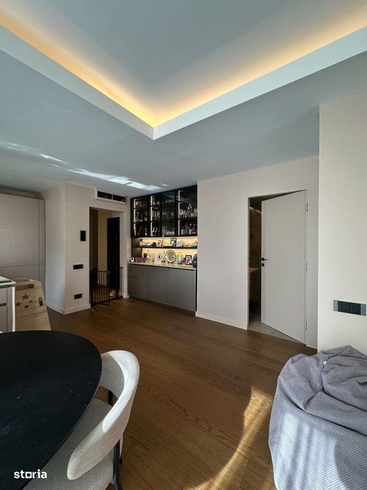 Duplex 4 camere gradina proprie - Herastrau