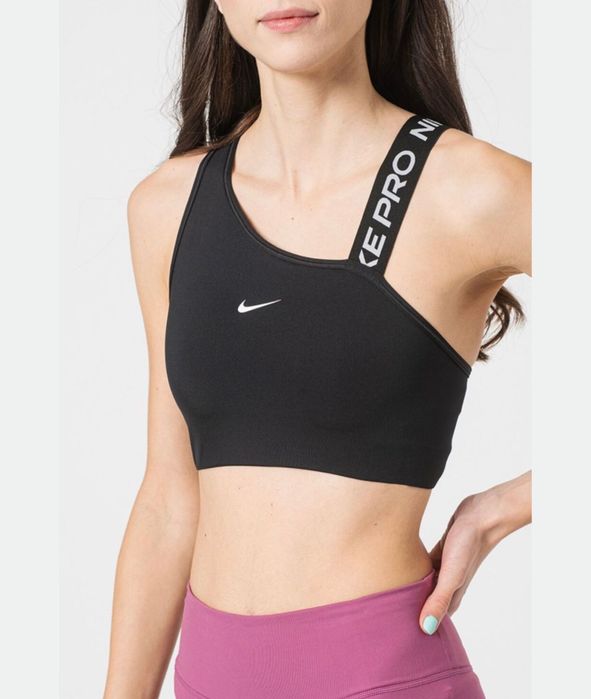 Nike дамско бюстие