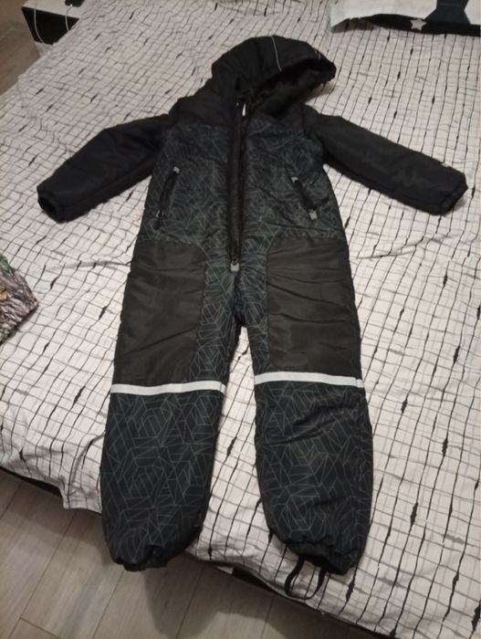 Ски гащеризон и маскировъчно яке