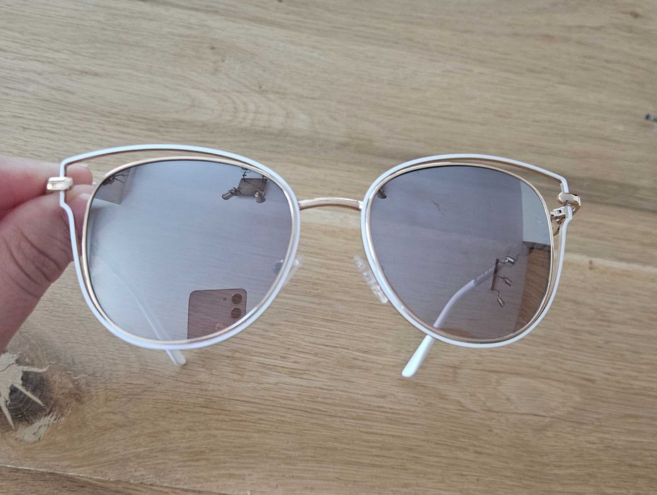 Слънчеви очила Guess