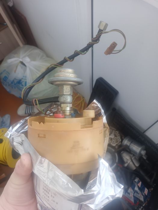 Запчасти от Ауди 2.3