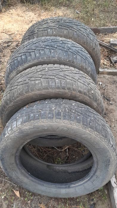 Продам шины 215/60/R16