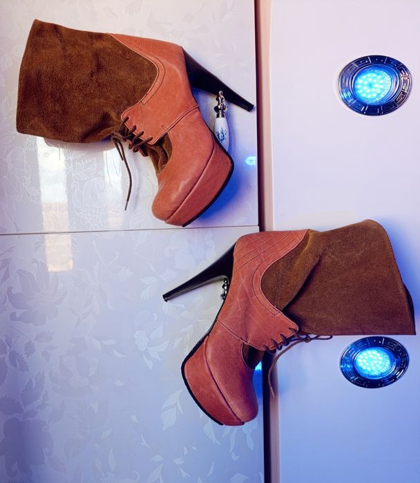 Боти от естествена кожа и велур Balenciaga